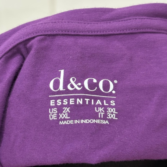 d & co blouse. - Picture 3 of 4